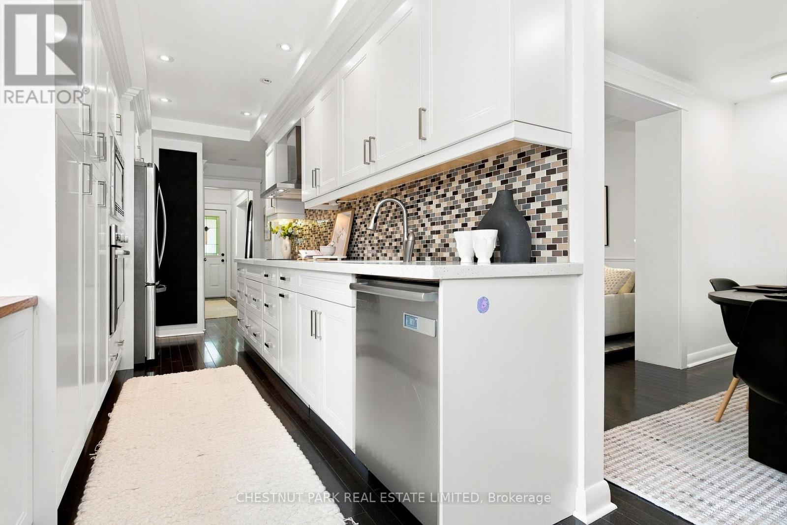 127 DURIE STREET - 10