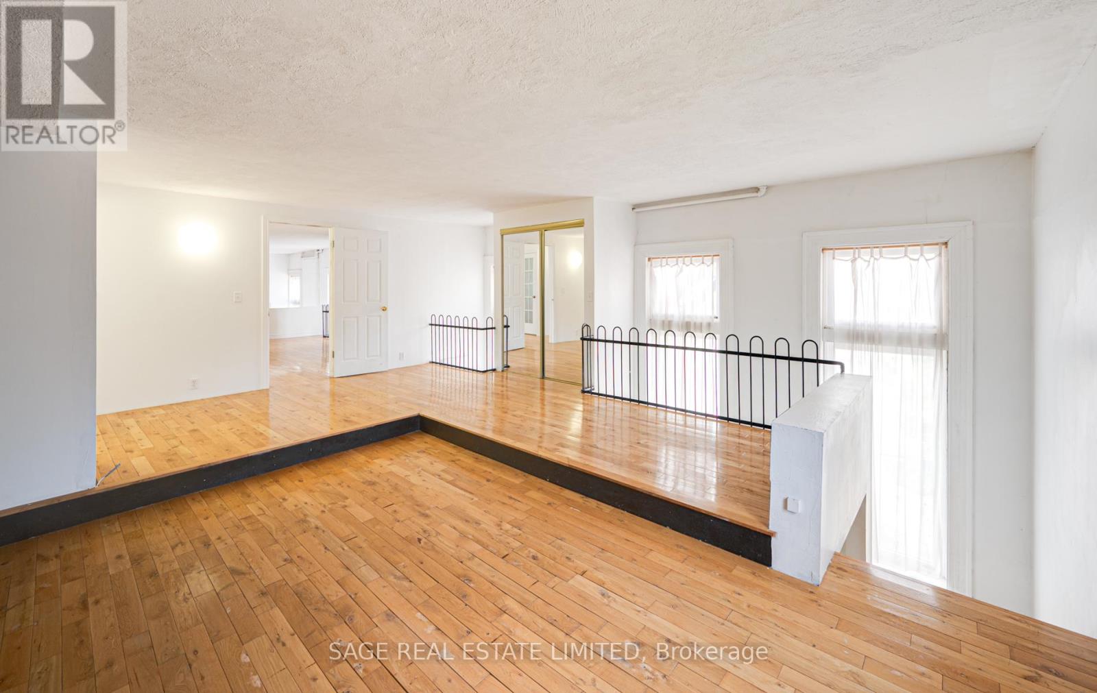 MAIN N - 207A COWAN AVENUE, Toronto (South Parkdale) — photo 16
