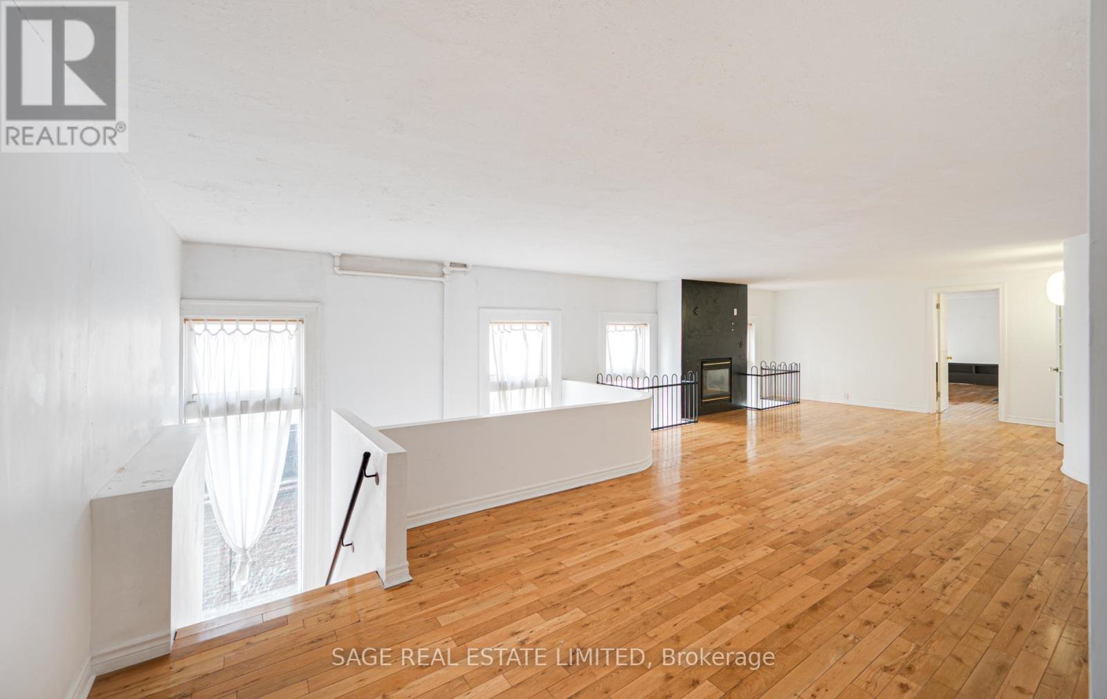 MAIN N - 207A COWAN AVENUE, Toronto (South Parkdale) — photo 6
