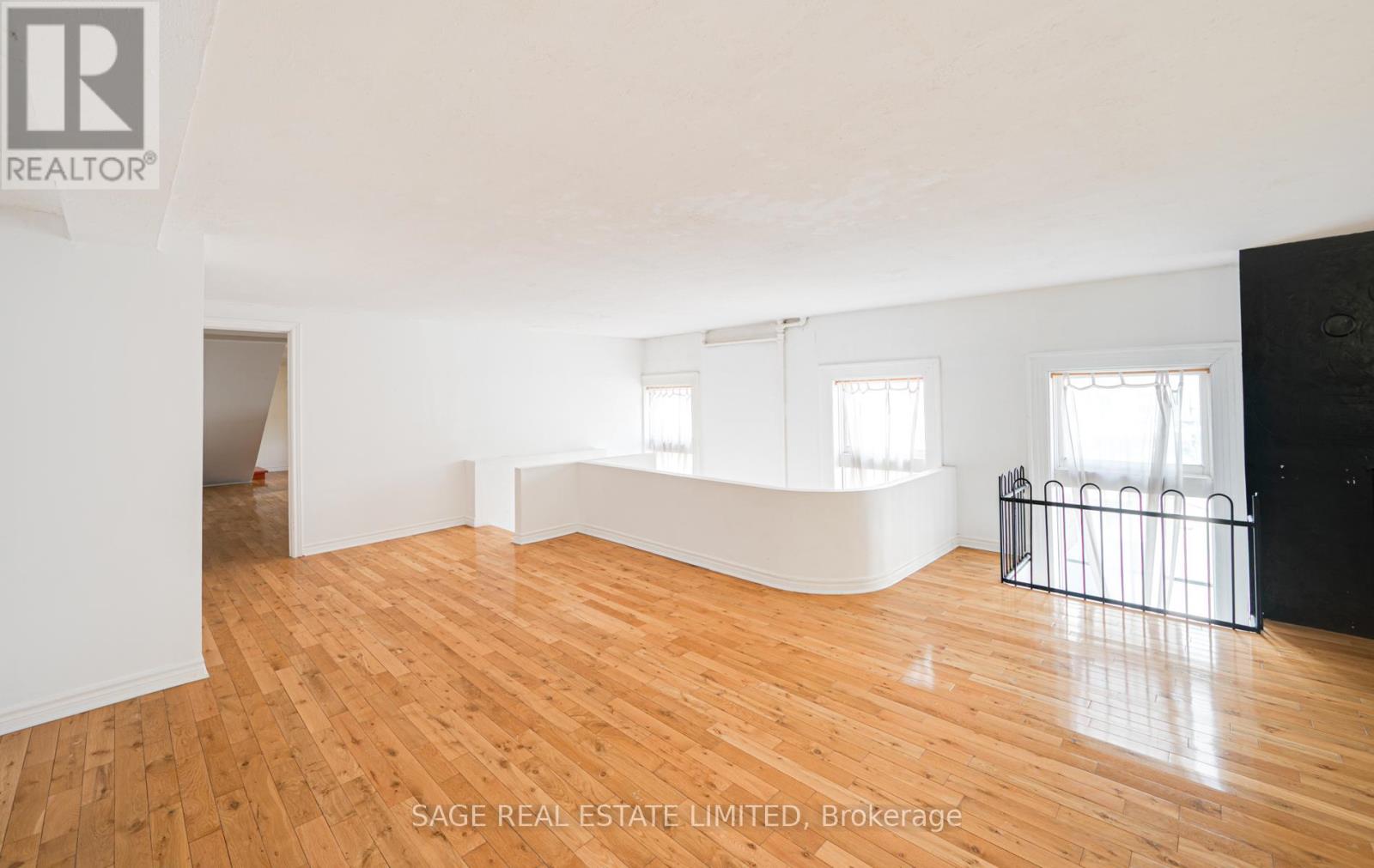 MAIN N - 207A COWAN AVENUE, Toronto (South Parkdale) — photo 7