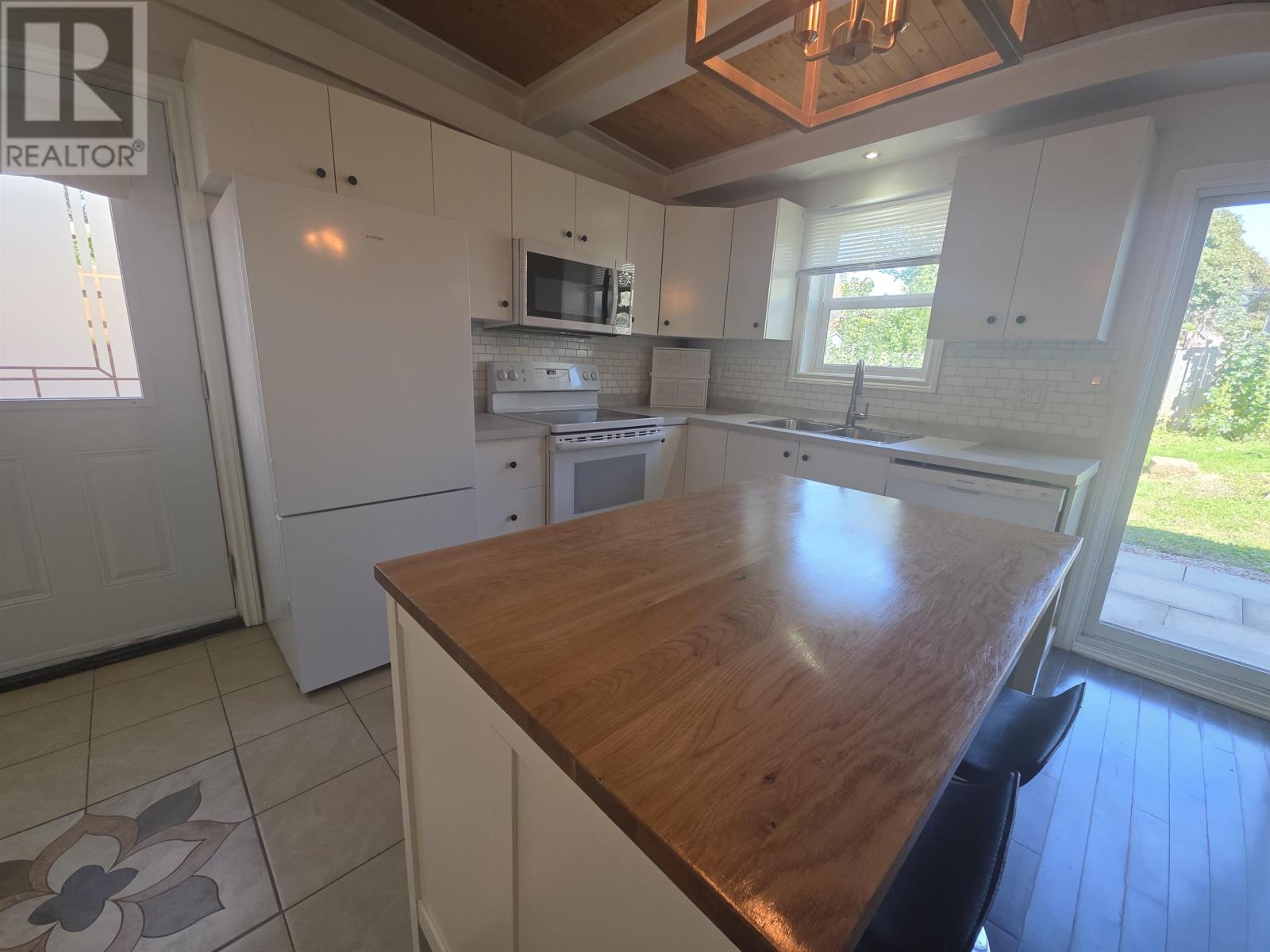 30-32 Spring Park Road - Image 19