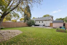 138 Brotman Bay, Winnipeg, MB R2N2N6 Photo 19