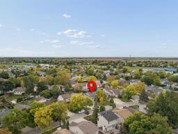 138 Brotman Bay, Winnipeg, MB R2N2N6 Photo 22