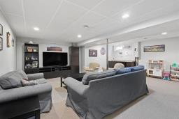 138 Brotman Bay, Winnipeg, MB R2N2N6 Photo 16