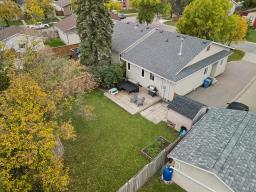 138 Brotman Bay, Winnipeg, MB R2N2N6 Photo 21
