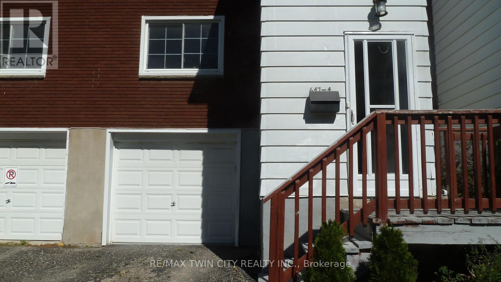 4 - 647 ALBERT STREET — photo 3