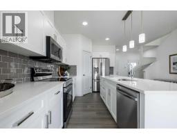 3pc Bathroom - 709 Clearview Green, Chestermere, AB T2P2G7 Photo 6