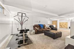 19 Whiteshell Avenue, Winnipeg, MB R2C2R7 Photo 33