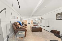 19 Whiteshell Avenue, Winnipeg, MB R2C2R7 Photo 34