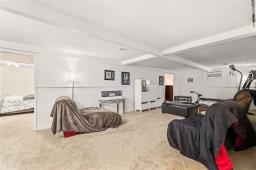 19 Whiteshell Avenue, Winnipeg, MB R2C2R7 Photo 37