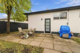 19 Whiteshell Avenue, Winnipeg, MB R2C2R7 Photo 43
