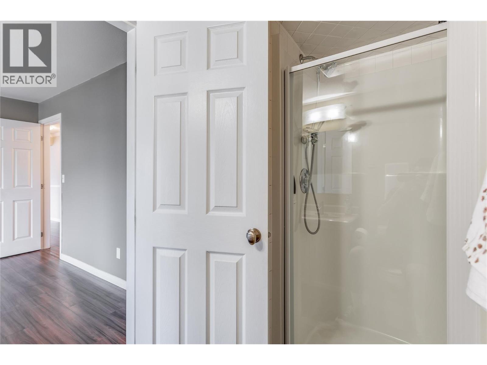 200 DOUGALL Road N Unit# 207, Kelowna