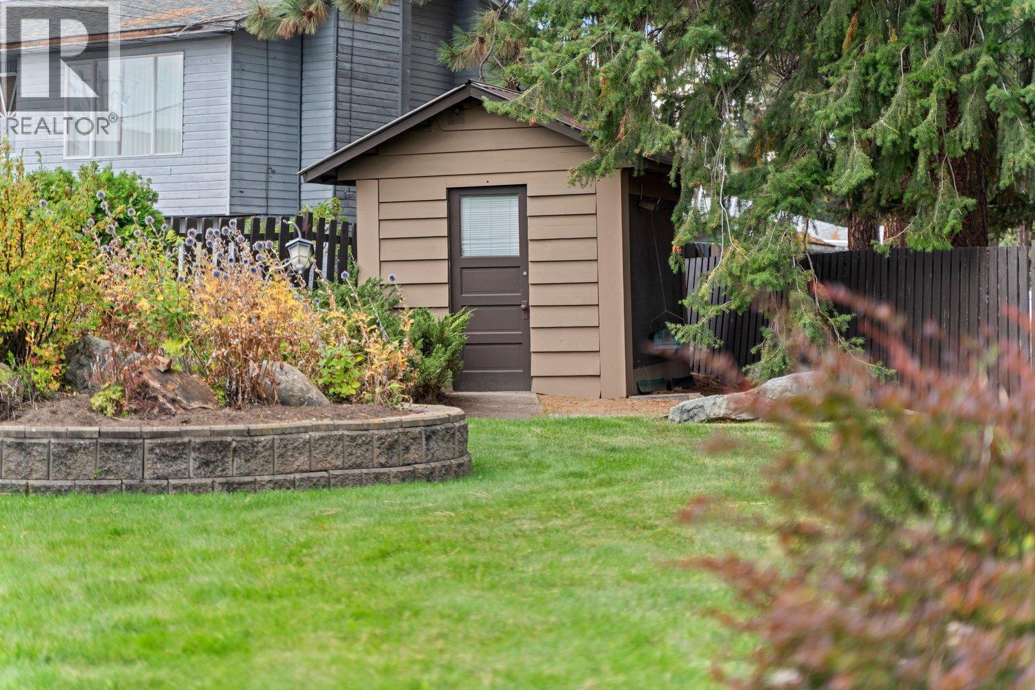 317 Panorama Crescent - 31
