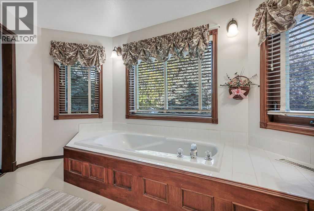Listing photo – 86 Allison Crescent, Red Deer