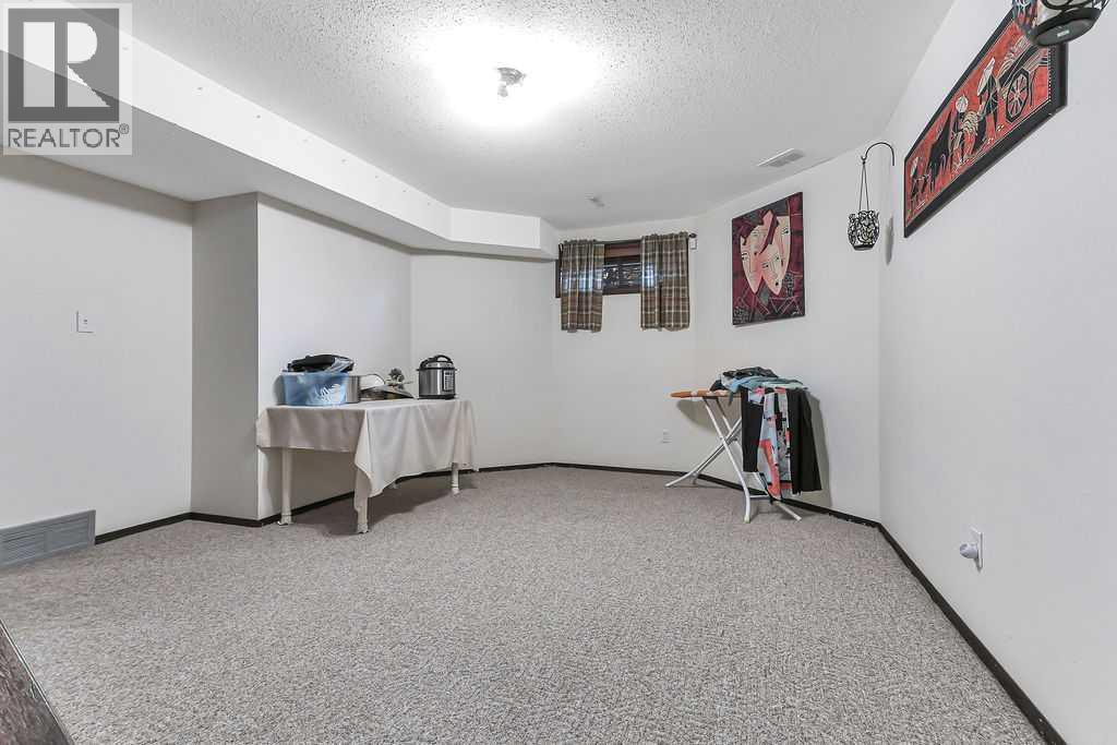 Listing photo – 86 Allison Crescent, Red Deer