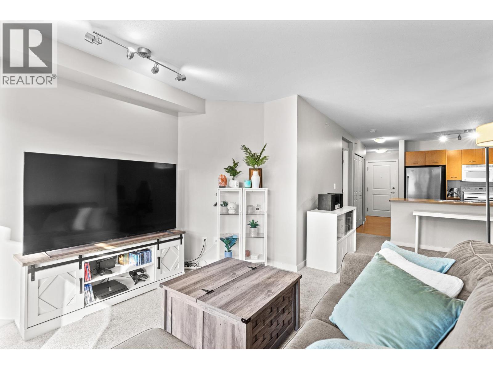 533 Yates Road Unit# 411, Kelowna