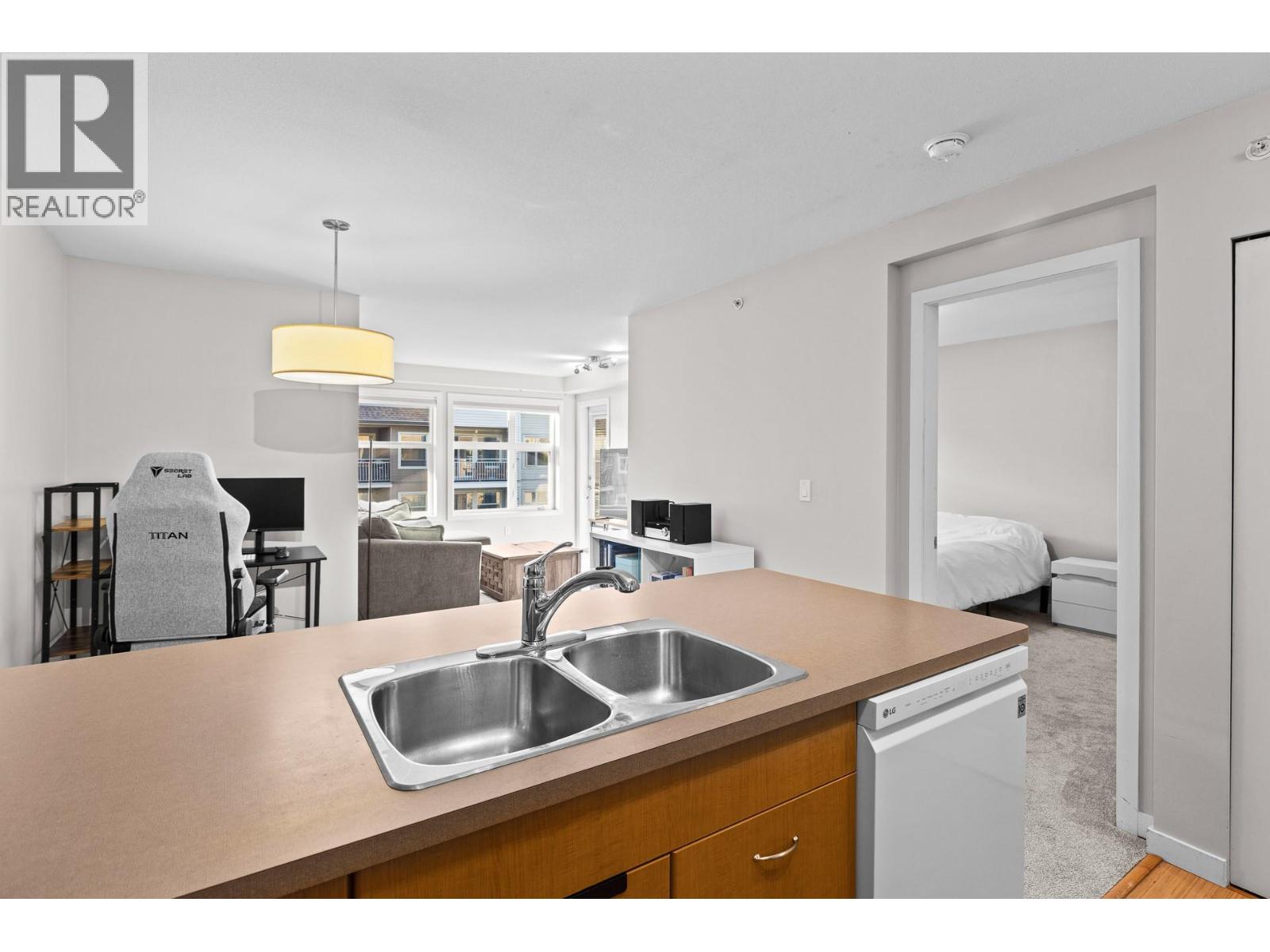 533 Yates Road Unit# 411, Kelowna