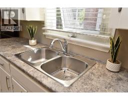 31 Kemp Drive, Hamilton, ON L9H2N1 Photo 19