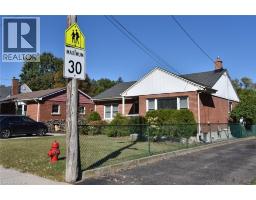 31 Kemp Drive, Hamilton, ON L9H2N1 Photo 45