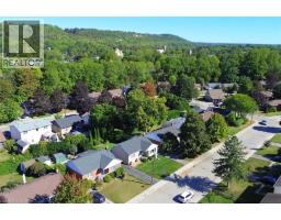 4pc Bathroom - 31 Kemp Drive, Hamilton, ON L9H2N1 Photo 6