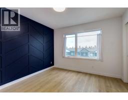8524 21 Avenue SE - photo 21