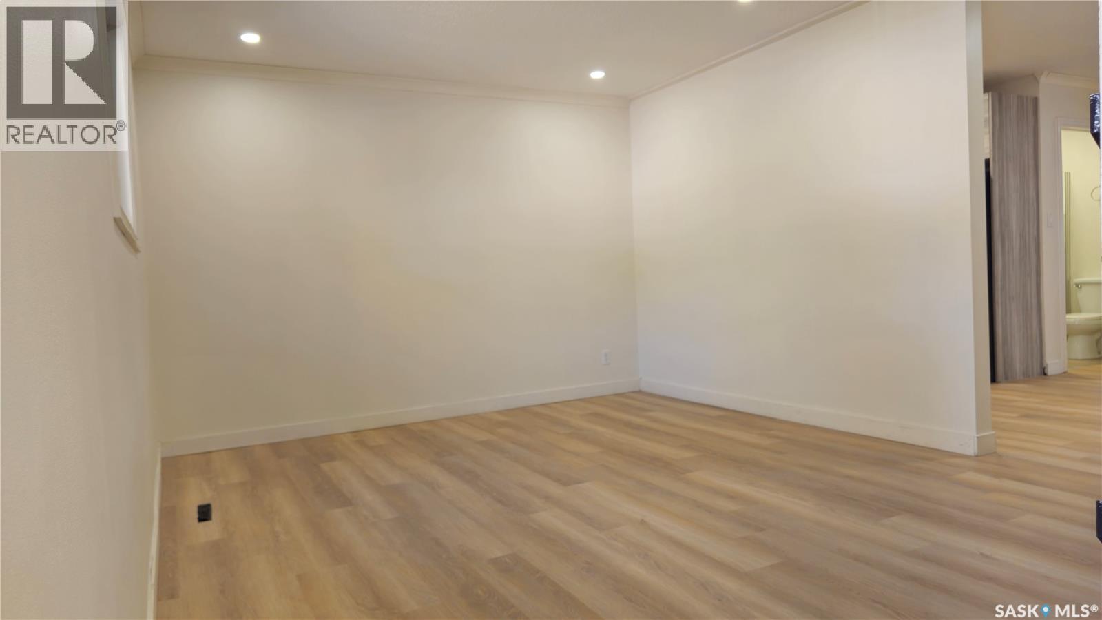 93 Davidson CRESCENT, Saskatoon — photo 2