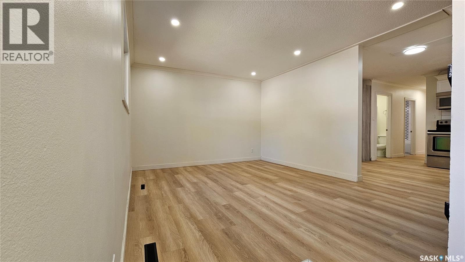 93 Davidson CRESCENT, Saskatoon — photo 3