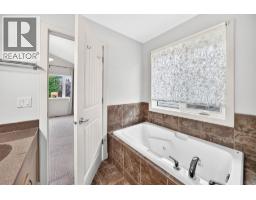 176 Sunset Circle, Cochrane, AB T4C0C4 Photo 35
