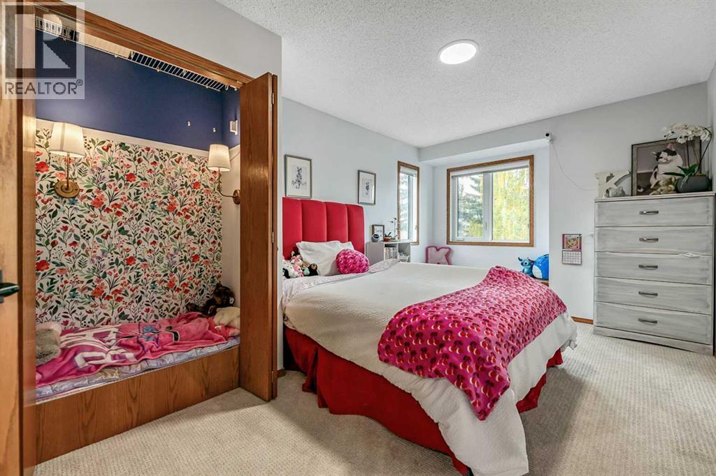 16 Evergreen Gardens SW - 30