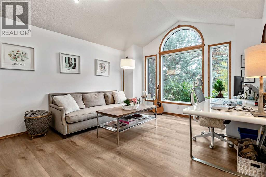 16 Evergreen Gardens SW - photo 7