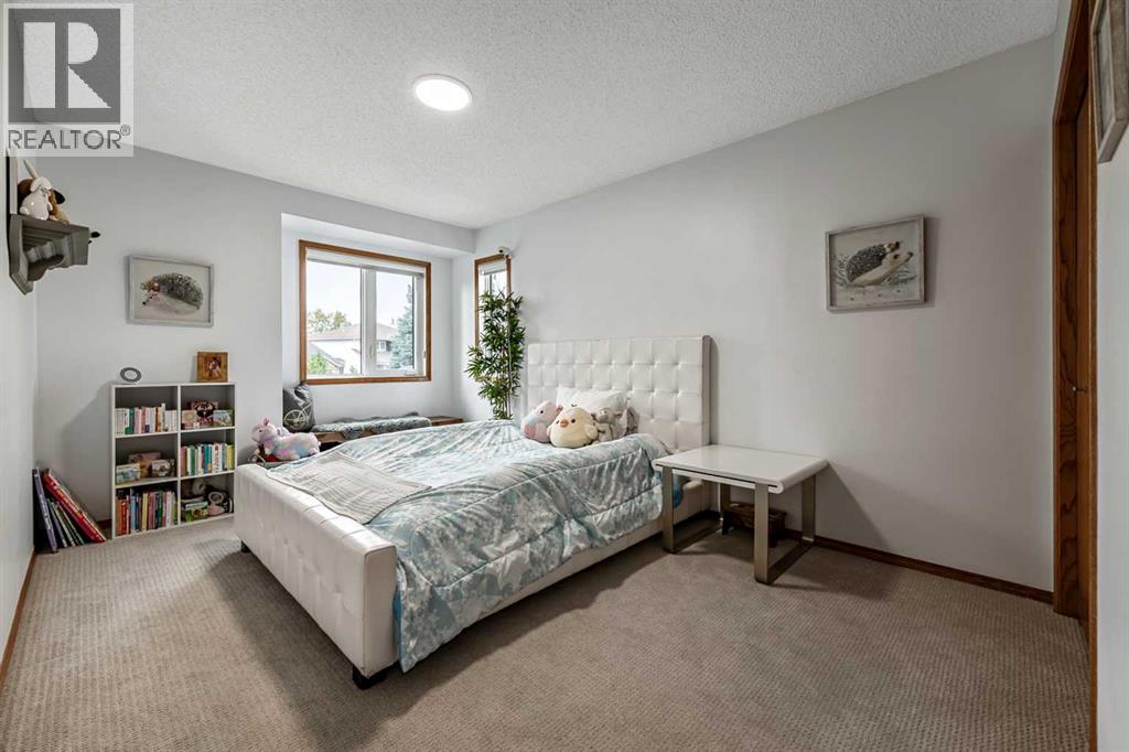 16 Evergreen Gardens SW - photo 32