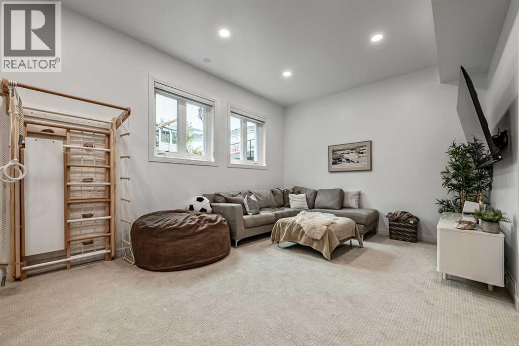 16 Evergreen Gardens SW - photo 35