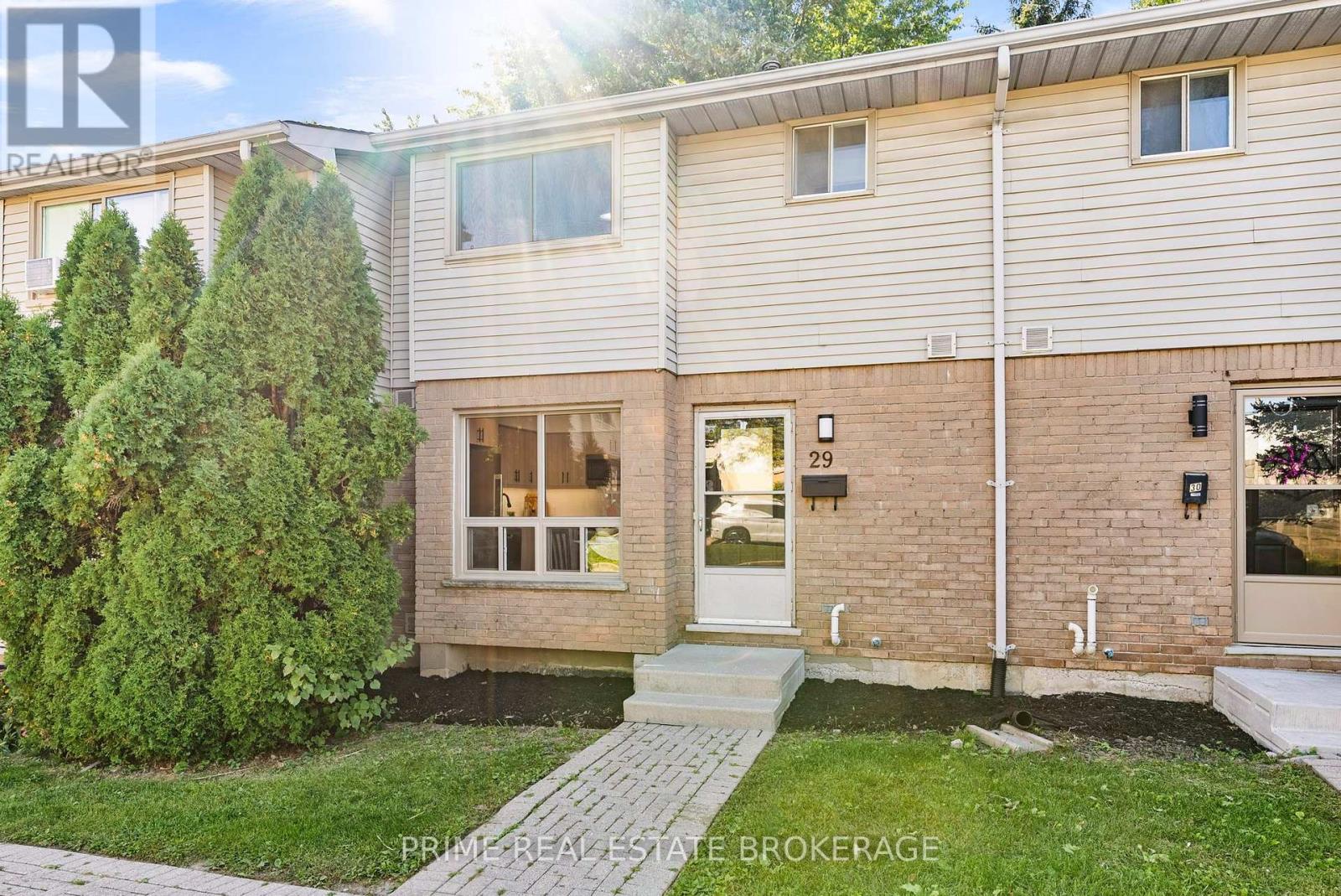 29 - 35 WATERMAN AVENUE