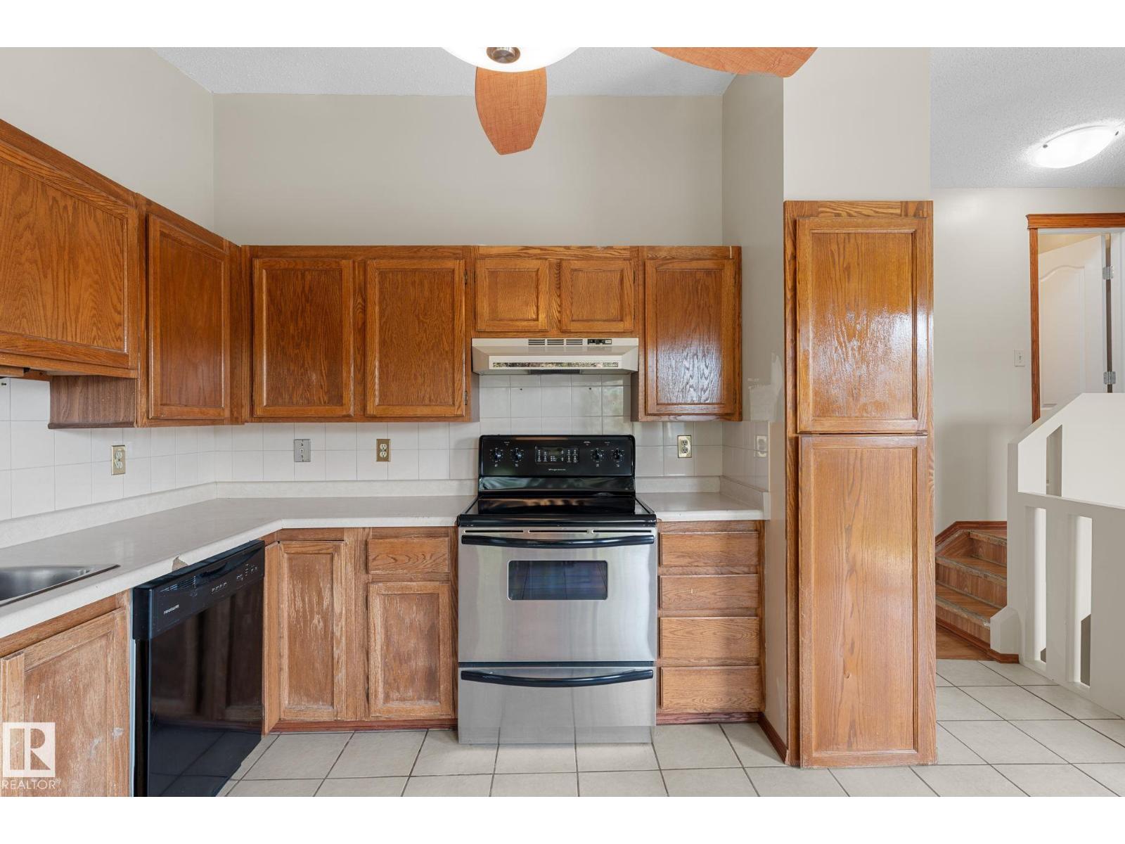 9147 180A AV NW - 13