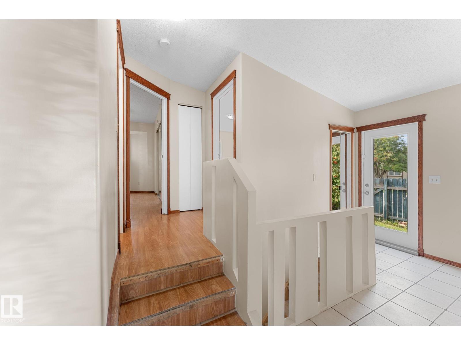 9147 180A AV NW - Image 17