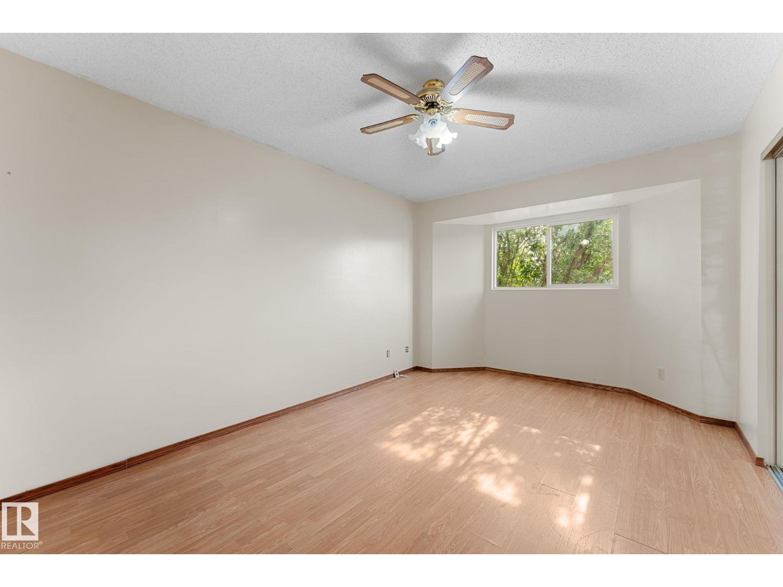 9147 180A AV NW - Image 18