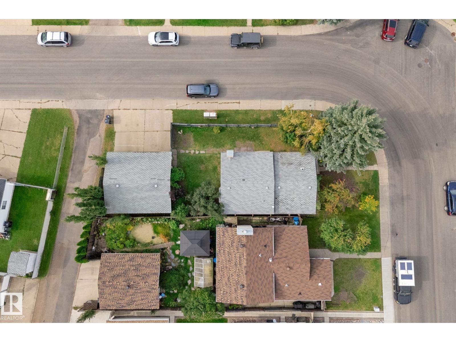9147 180A AV NW - 38