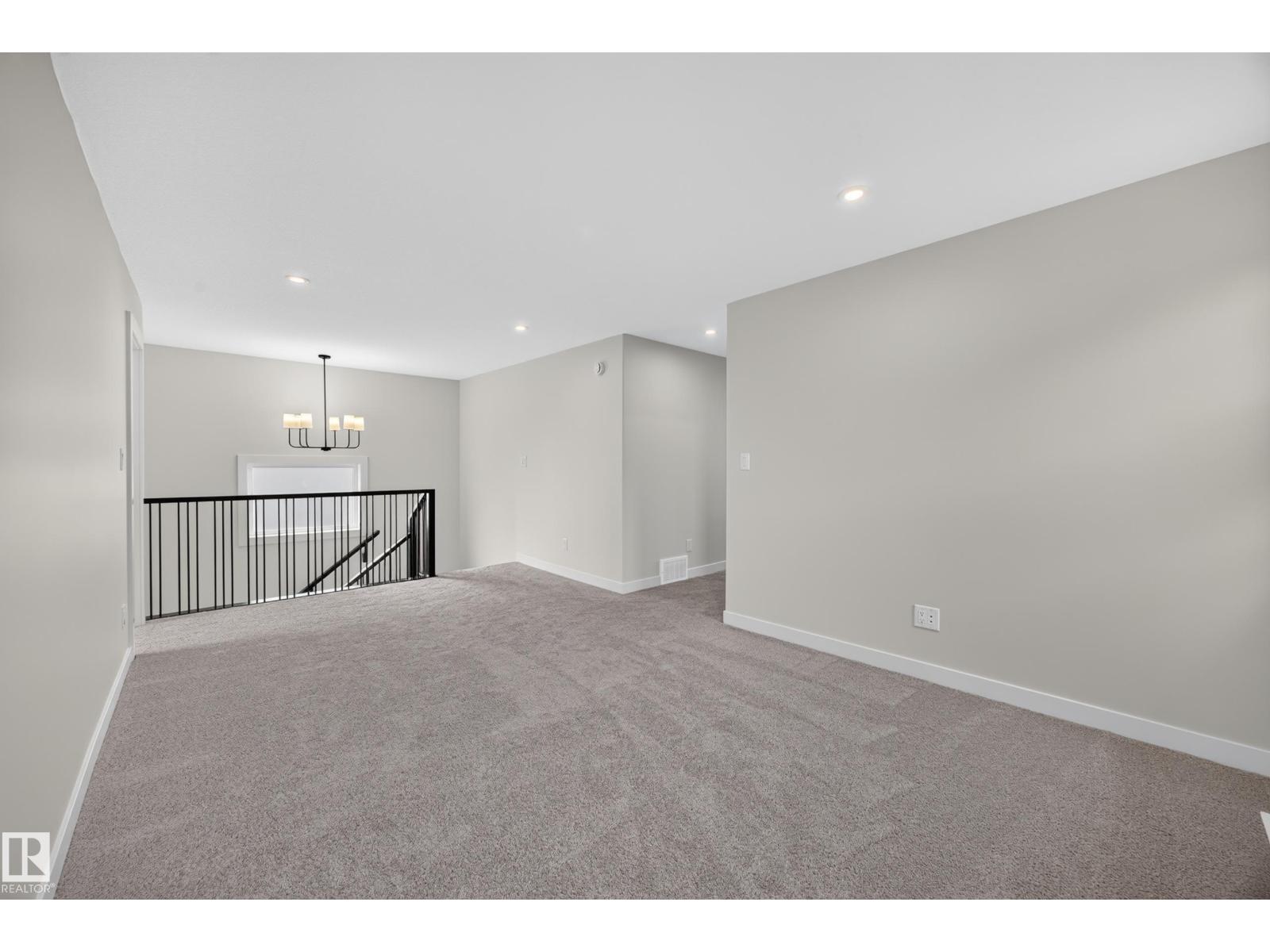 205 HAMPSHIRE - Image 39