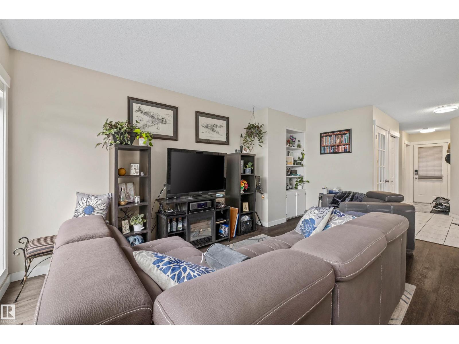 #63 501 YOUVILLE DR E NW - Image 11