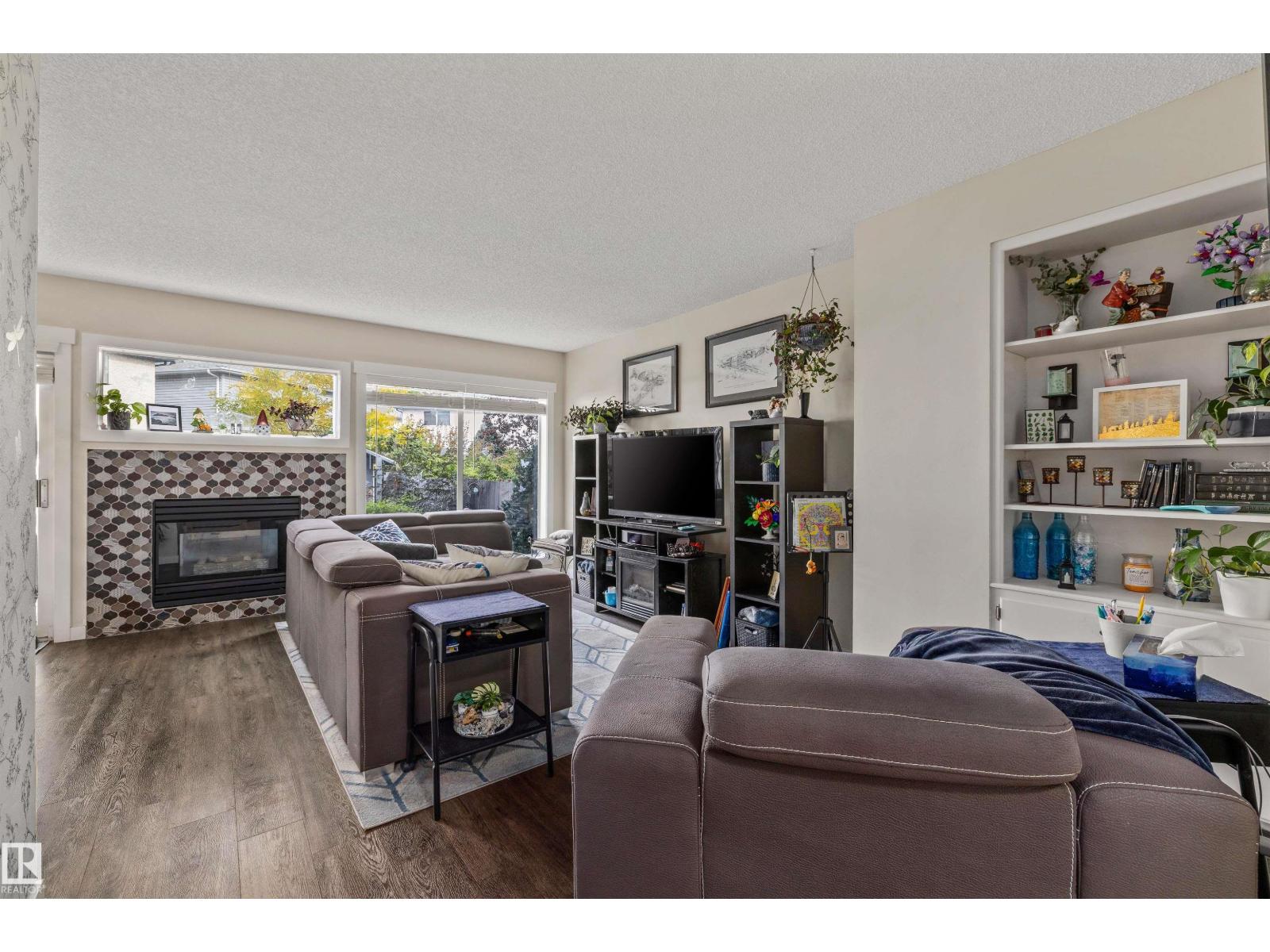 #63 501 YOUVILLE DR E NW - 8