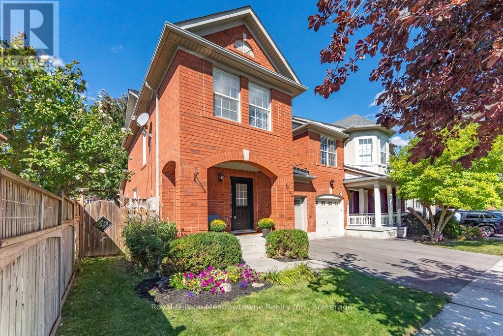 407 BAVERSTOCK CRESCENT - 43