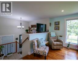 Family room - 1601 Flint Road, Quesnel, BC V2J4L9 Photo 6