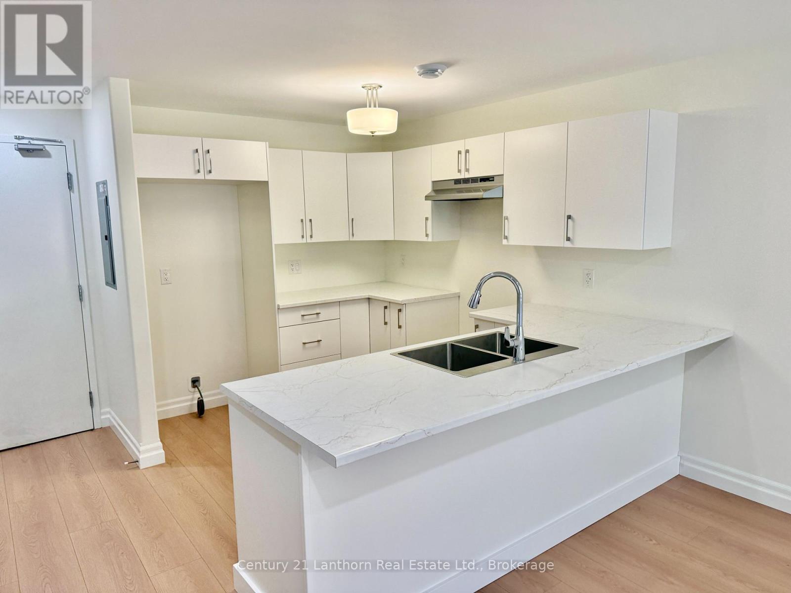 3 VICTOR STREET, Centre Hastings — photo 9