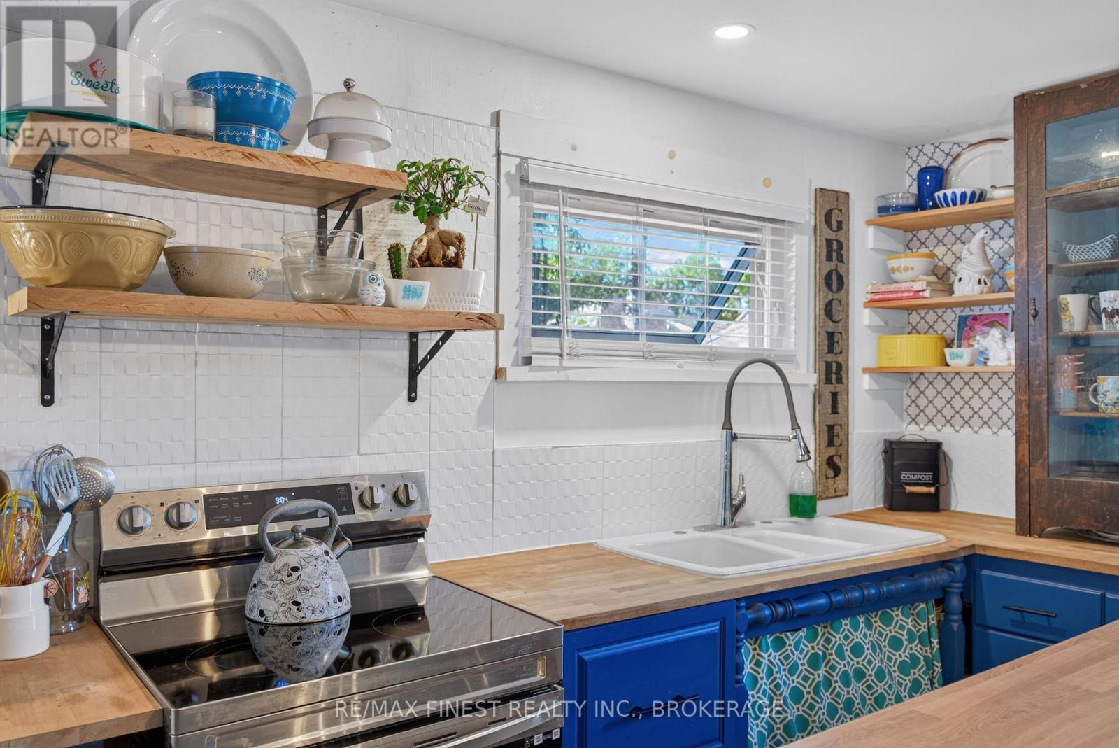 387 NELSON STREET - Image 17