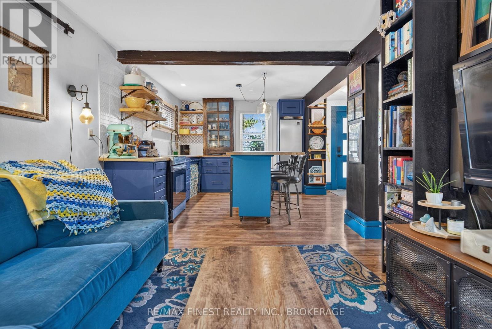 387 NELSON STREET - Image 20