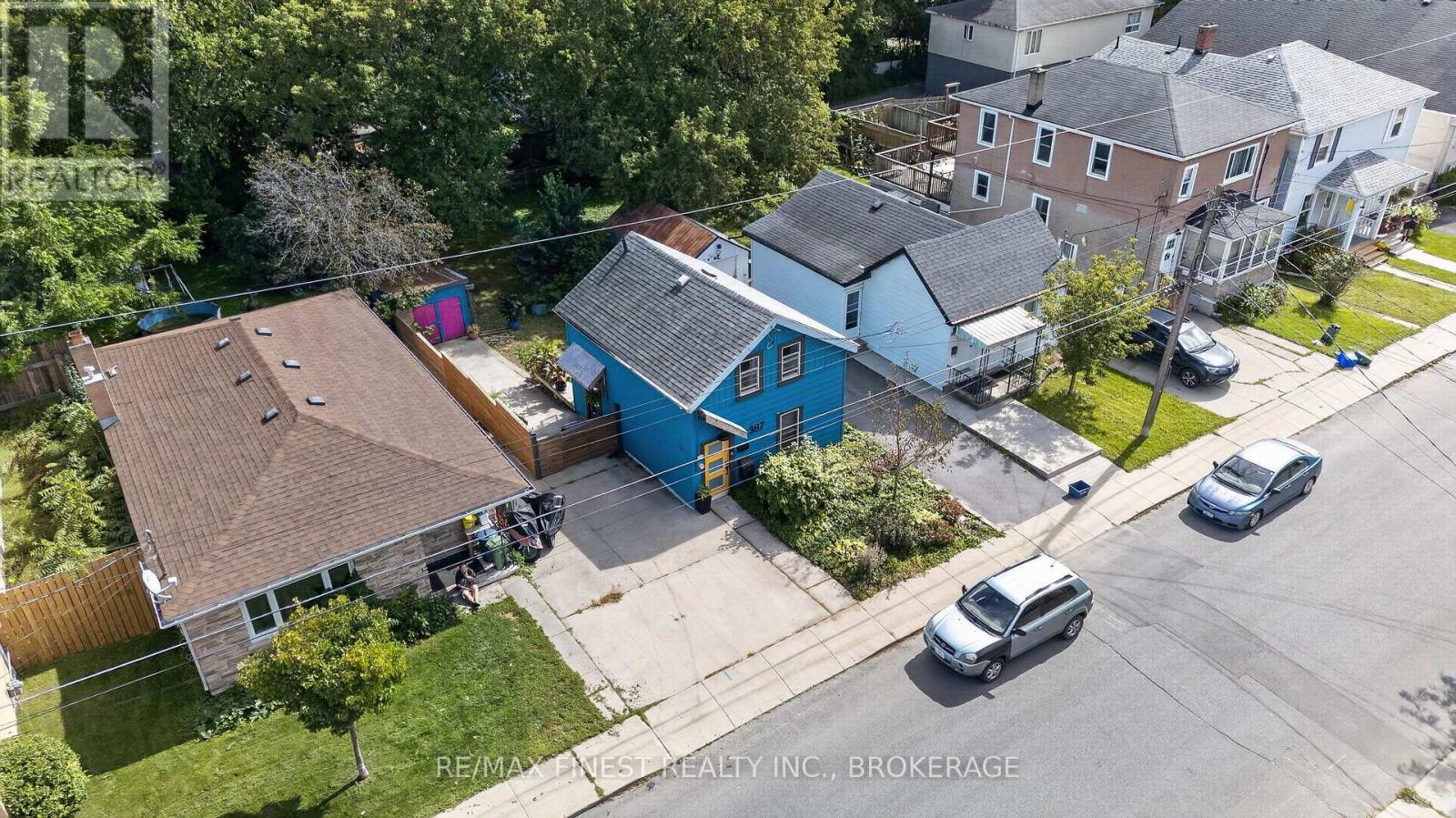 387 NELSON STREET - Image 48