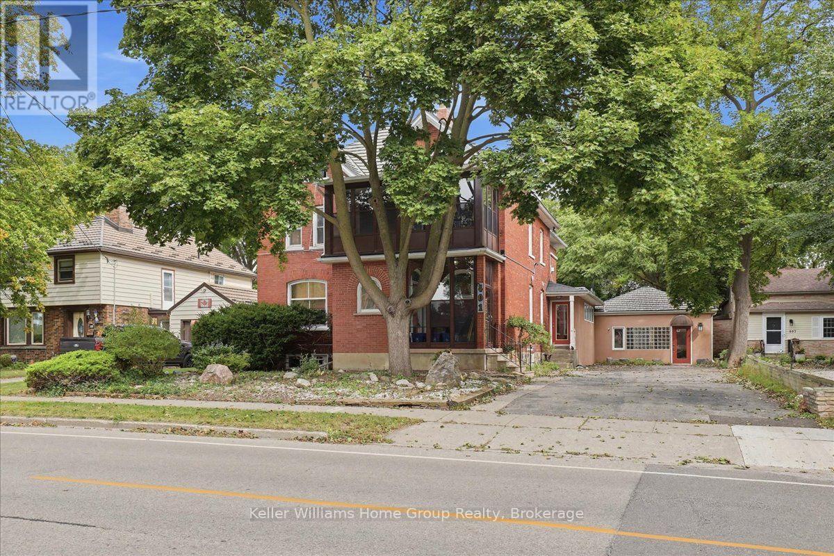 401 LAUREL STREET — photo 2