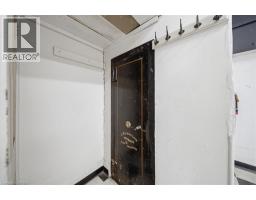 48 Grand River Street N, Paris, ON N3L2M2 Photo 13
