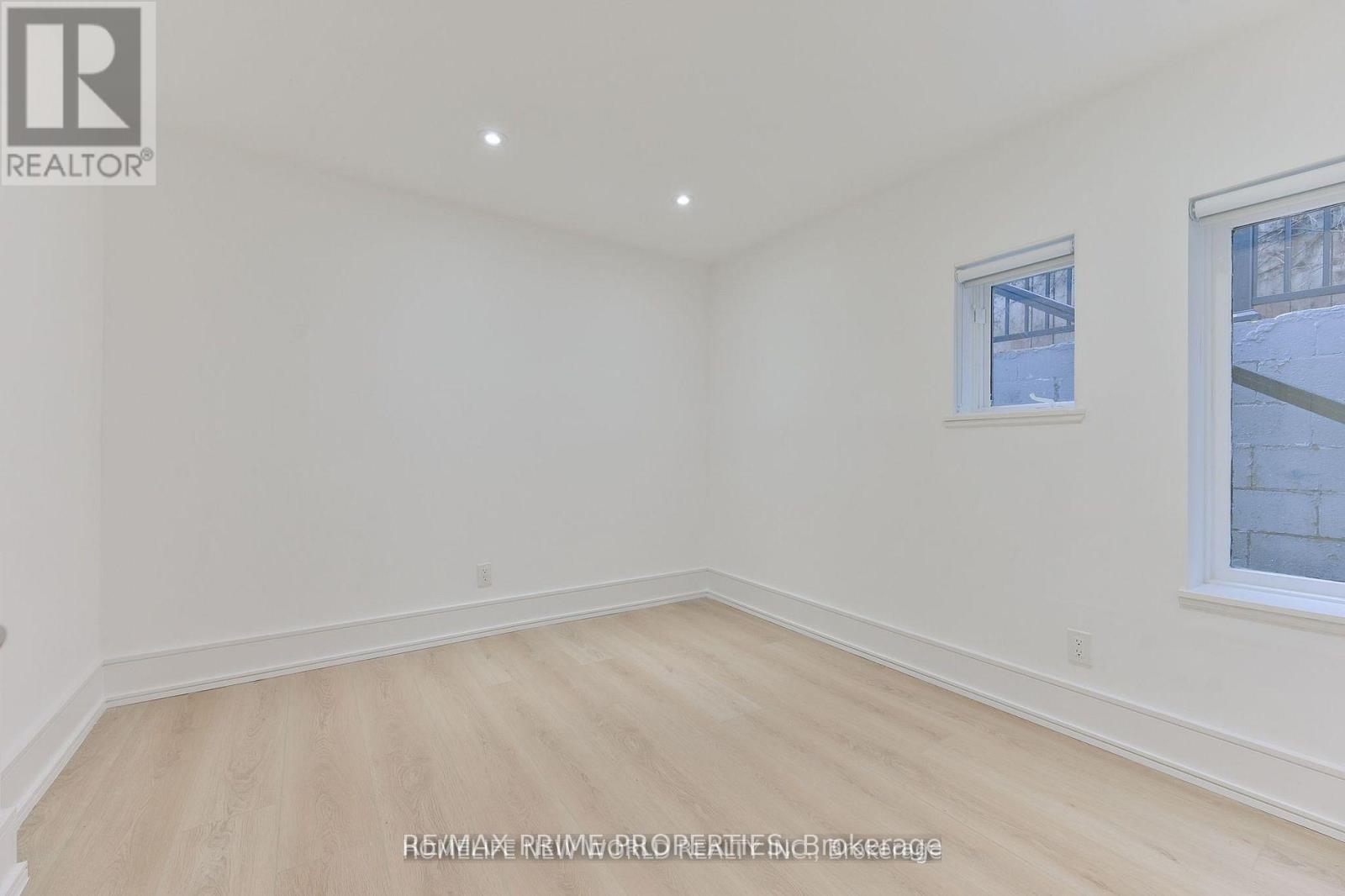 LOWER - 995 DUFFERIN STREET, Toronto (Dufferin Grove) — photo 12