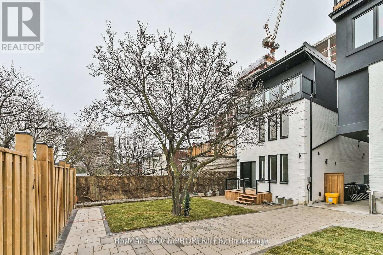 LOWER - 995 DUFFERIN STREET, Toronto (Dufferin Grove) — photo 8